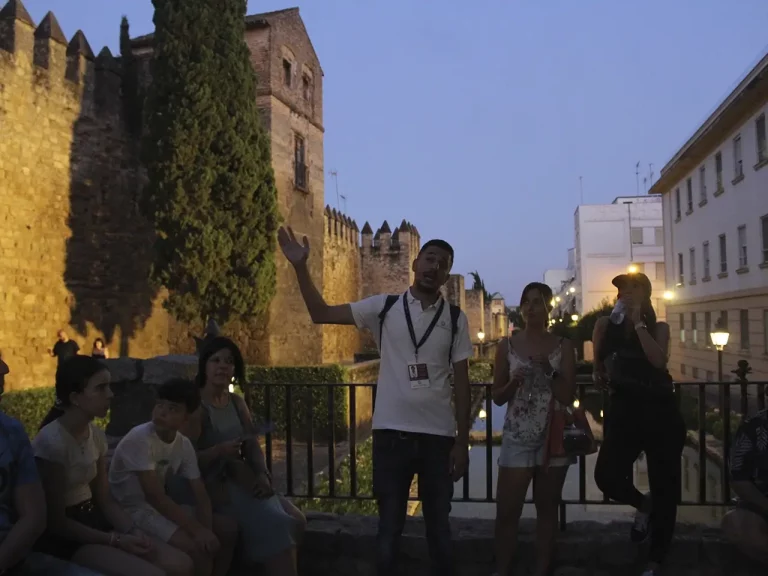 free tour nocturno cordoba 1 1 768x576