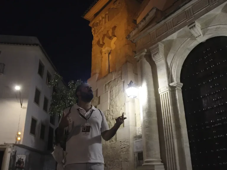 free tour nocturno cordoba 4 1 768x576