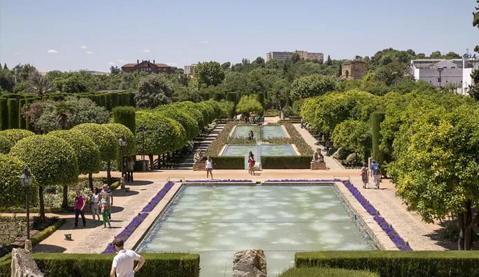 visita guiada alcazar y mezquita de cordoba 4